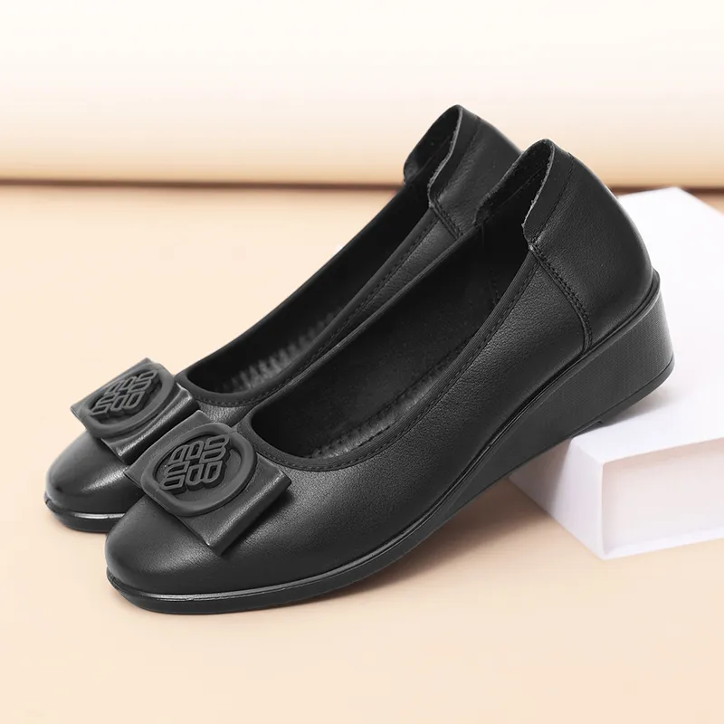 Cigna Wedge Heel High Heels Women's Black-2