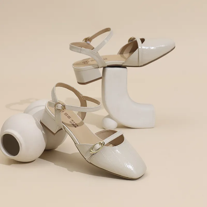 Cigna Chunky Heel High Heels Women's Ecru-5