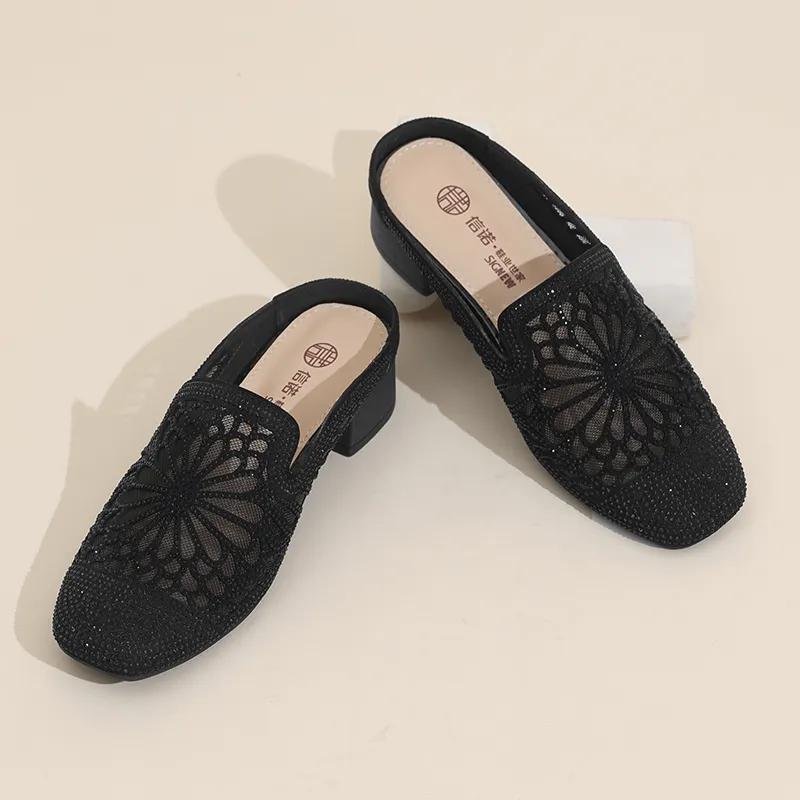 Cigna Rubber Sole Odor Resistant Closed Toe Slippers Women's-5