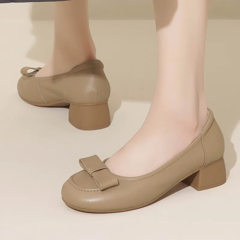 Cigna Chunky Heel High Heels 4.1cm Women's-10