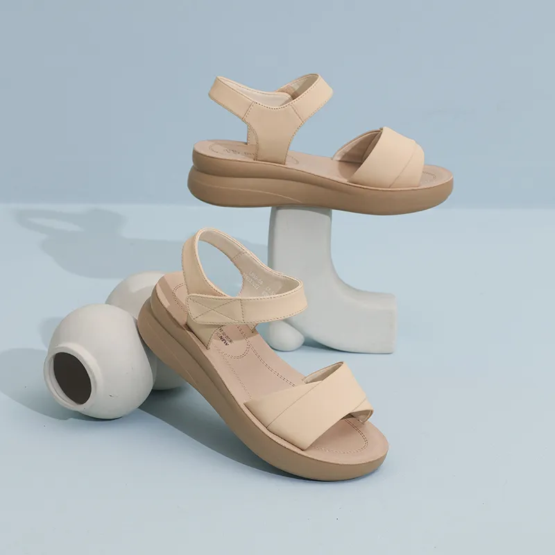 Cigna One Strap Sandals Women's-2