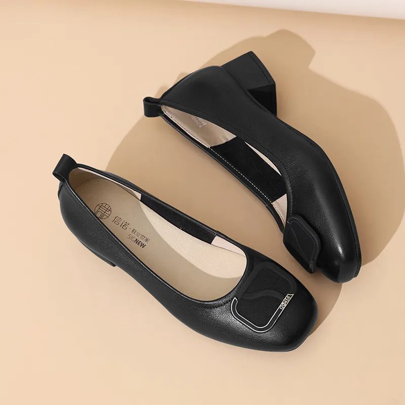 Cigna Chunky Heel High Heels 3.3CM Women's-4