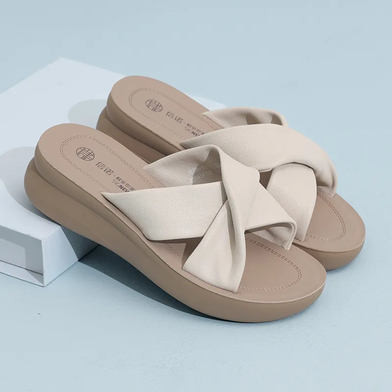 Cigna Quiet Slide Slippers Women's-8