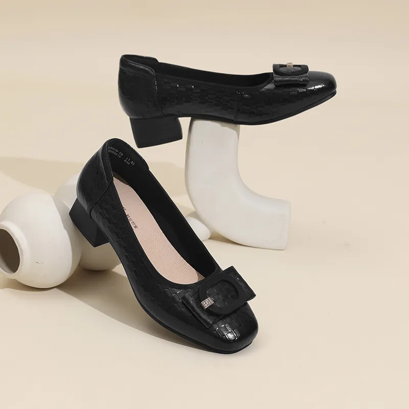 Cigna Chunky Heel High Heels Women's-3