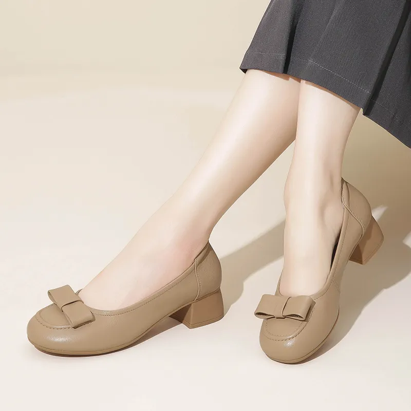Cigna Chunky Heel High Heels 4.1cm Women's-8