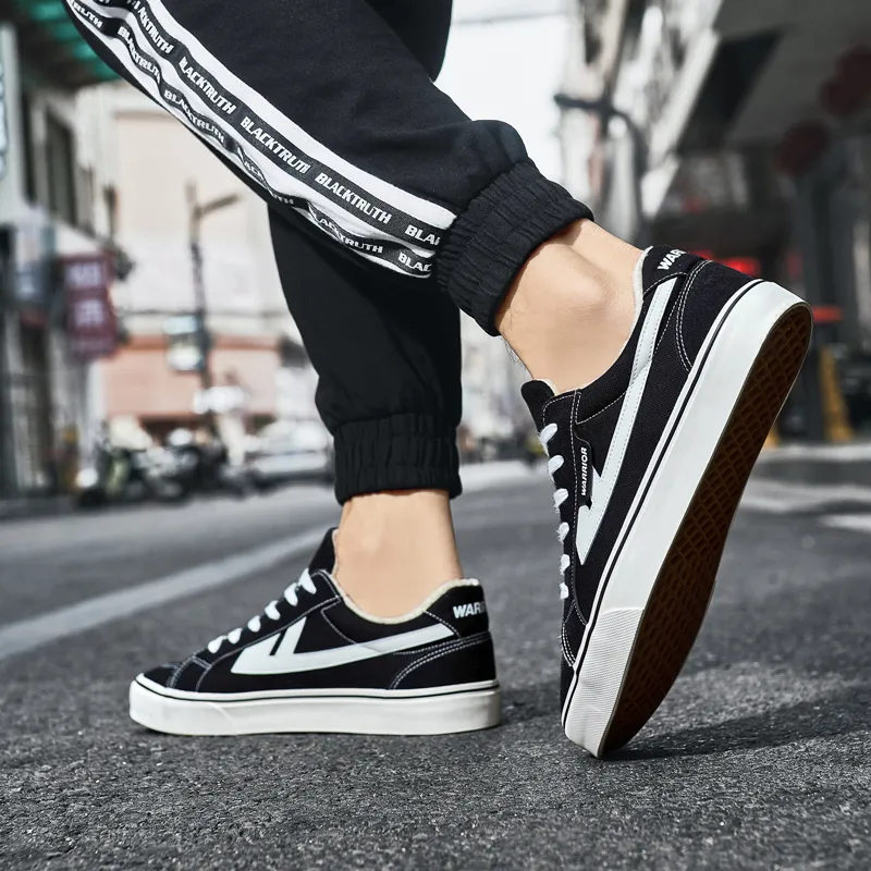 Warrior Huichao Thermal Abrasion Resistant Lightweight Slip Resistant Low Top Canvas Shoes Unisex Black Beige-8