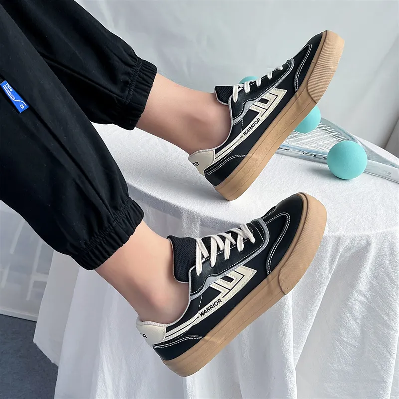 Warrior Abrasion Resistant Breathable Slip Resistant Low Top Casual Shoes Unisex Beige Black-7