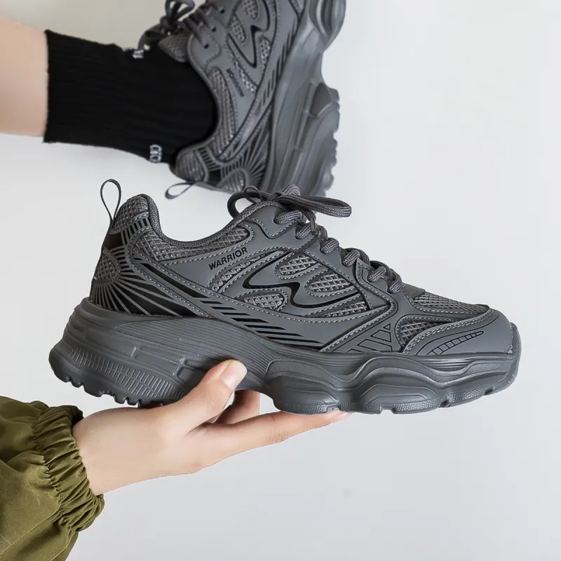WARRIOR Chunky Sneakers Women's Low Top Black-1