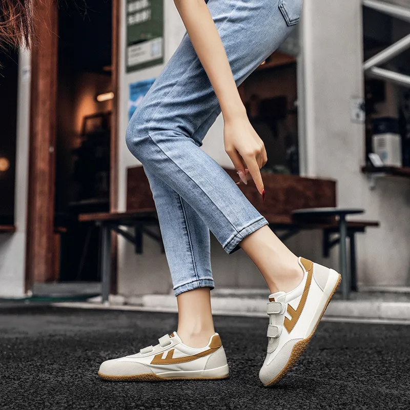 Warrior Wear resistant Lightweight Breathable And Non slip. Low Top Canvas Shoes Unisex Beige Brown-5