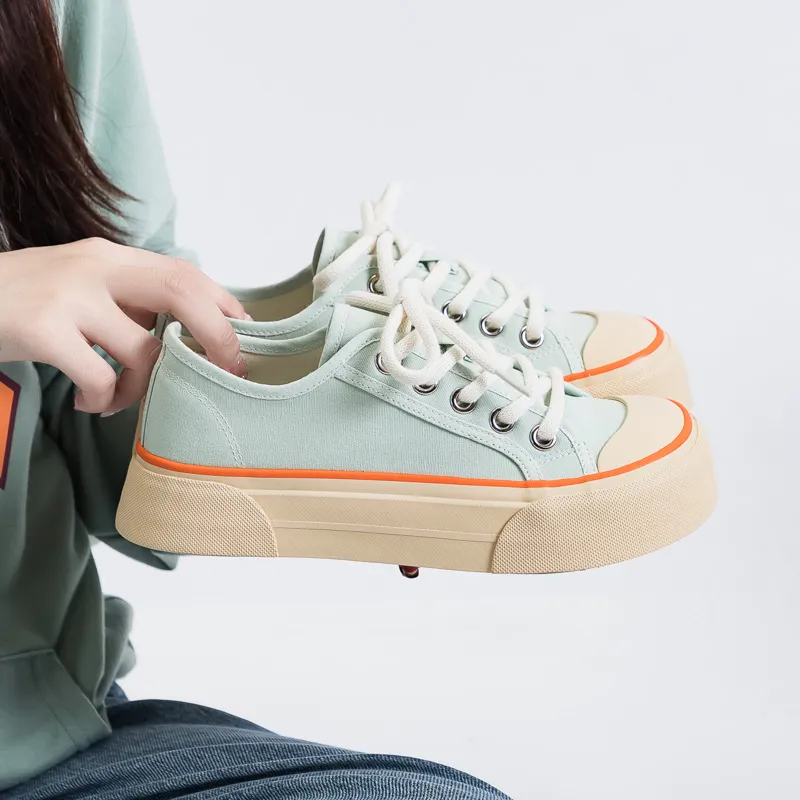 Warrior Wear resistant, Lightweight, Breathable, And Non slip. Low Top Canvas Shoes Women's Light Green-1