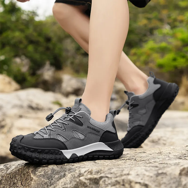 WARRIOR Hiking / Trekking Shoes Men Low Top Black-6