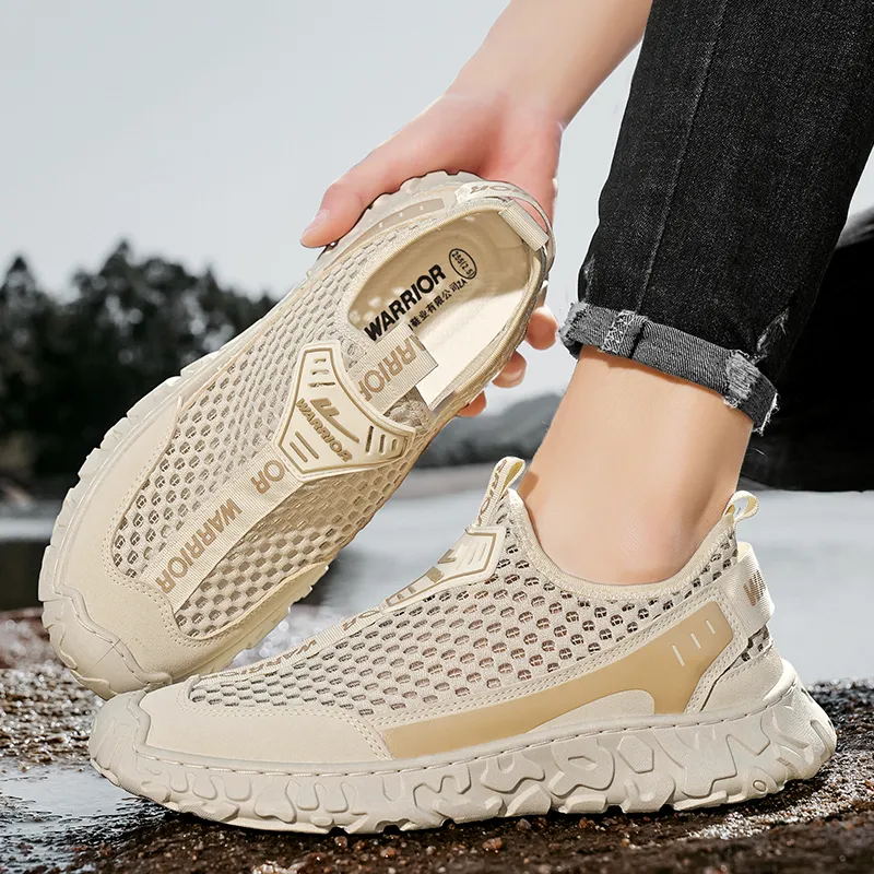 WARRIOR Casual Shoes Men Low Top Brown-6