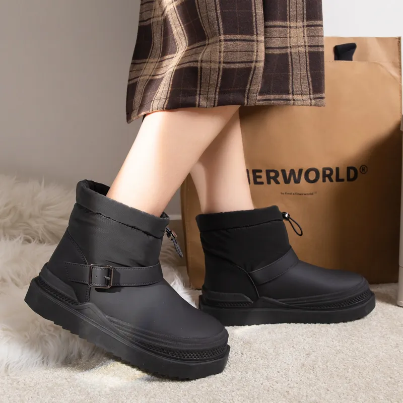 Warrior Short Snow Boots Women's Black-2