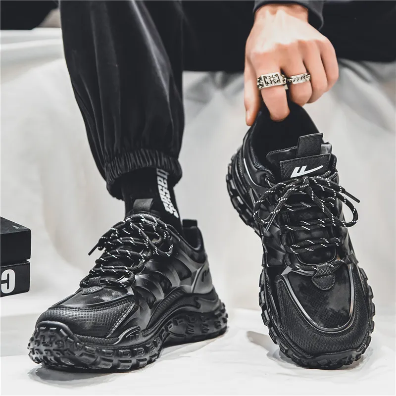 Warrior Abrasion Resistant Slip Resistant Low Top Chunky Sneakers Men's Black-5