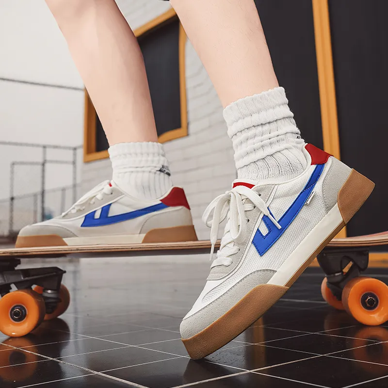 Warrior Lightweight Wear Resistant And Slip Resistant Low Top Skateboard Shoes Unisex Beige Blue Red-9