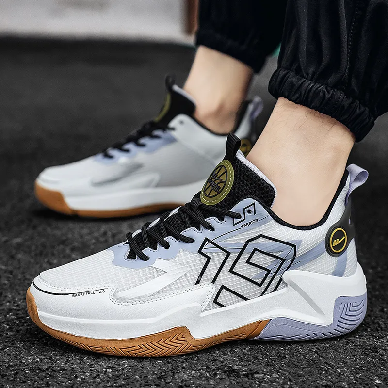 WARRIOR Basketball Shoes Men Low Top Black/Brown-7
