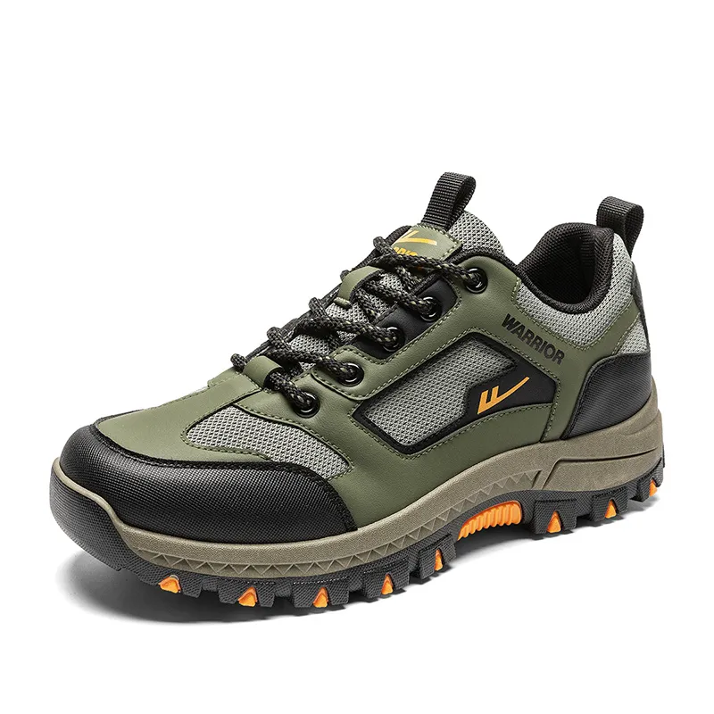 WARRIOR Hiking / Trekking Shoes Men Low Top Black-1