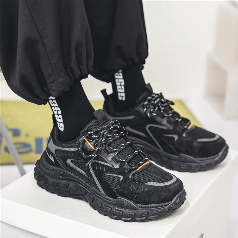 Warrior Shock Absorbers With Slip Resistant And Abrasion Resistant Properties Low Top Chunky Sneakers Men's Black-4
