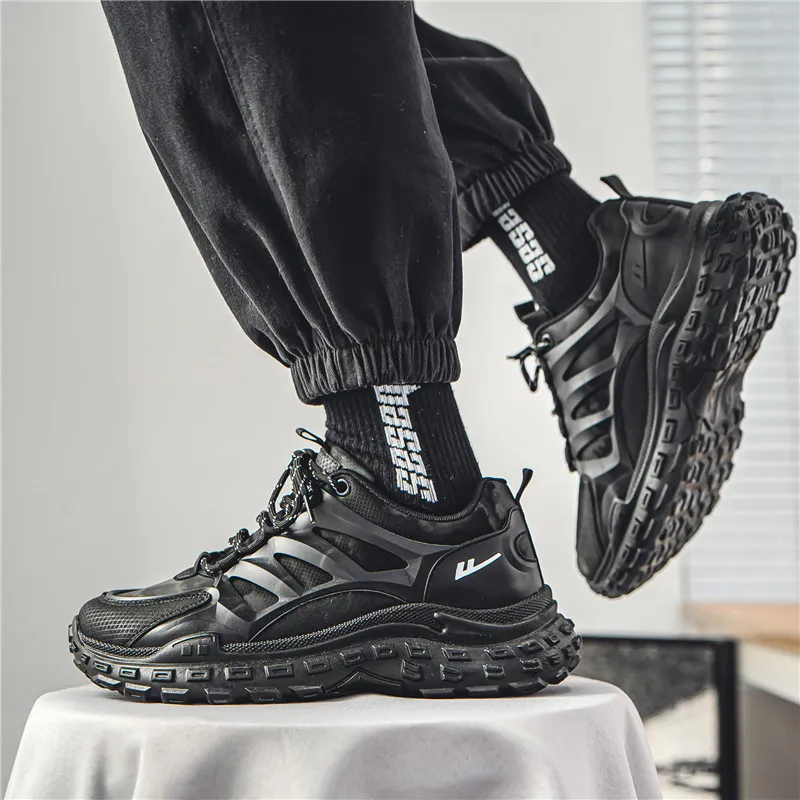 Warrior Abrasion Resistant Slip Resistant Low Top Chunky Sneakers Men's Black-2