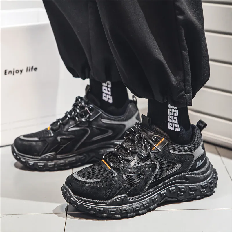 Warrior Shock Absorbers With Slip Resistant And Abrasion Resistant Properties Low Top Chunky Sneakers Men's Black-1