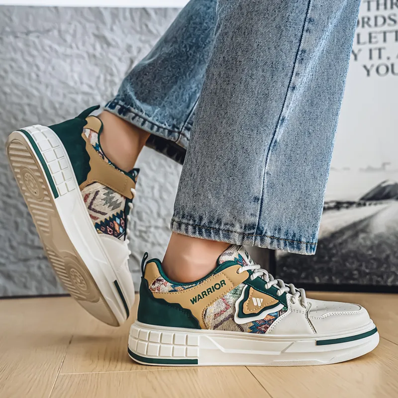 WARRIOR Skateboard Shoes Men Low Top Khaki-5