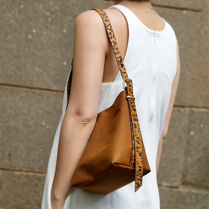 HELIUYUZHOU Nylon Bucket Bags Shoulder Bags Medium Size Women's Coffee-2