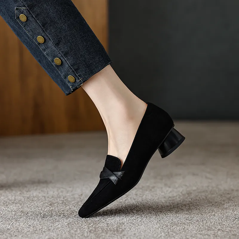 EASTTATA ET Loafers Women's Black-8