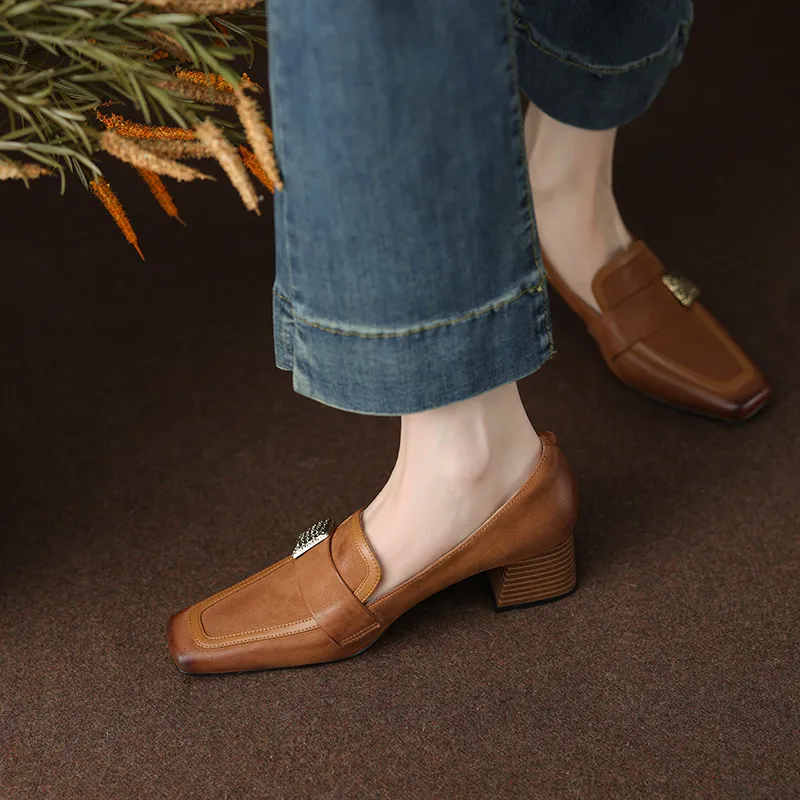 EASTTATA ET Loafers Women's Black, Brown-3