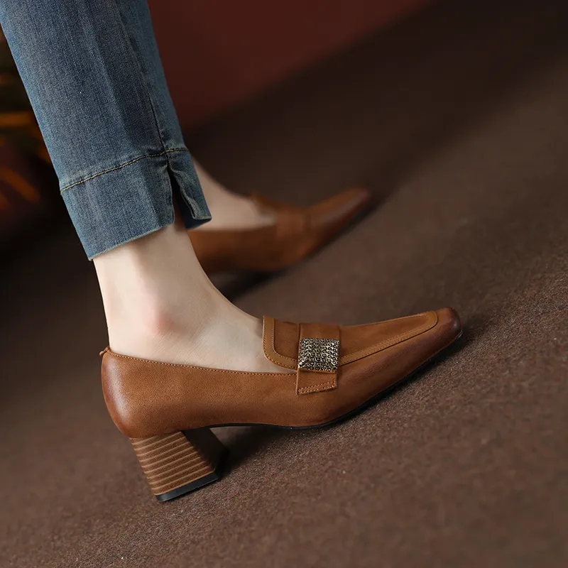 EASTTATA ET Loafers Women's Black, Brown-1