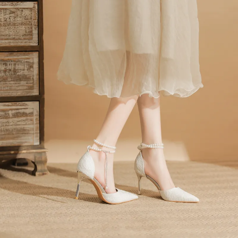 Dunnu Slim Heel High Heels Women's White-2