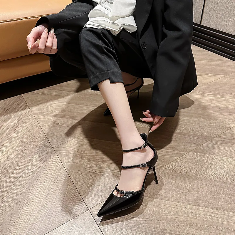 Dunnu Slim Heel High Heels Women's-7