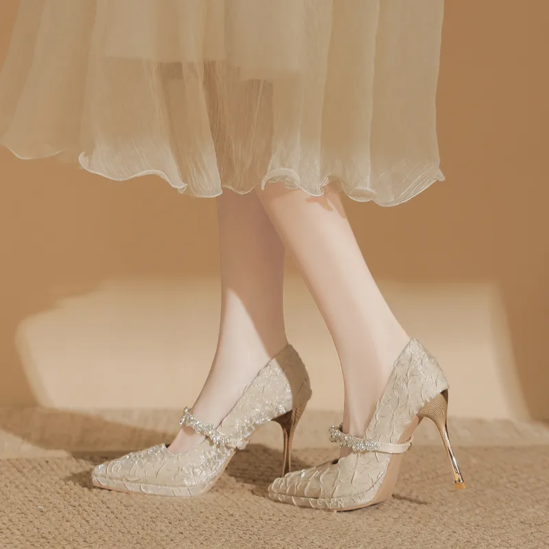 Dunnu Slim Heel High Heels Women's Champagne-3