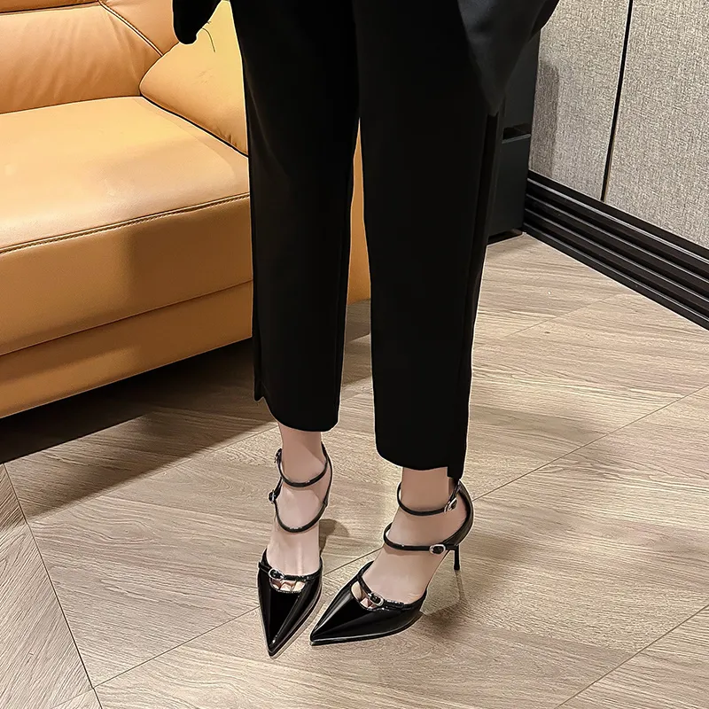 Dunnu Slim Heel High Heels Women's-5