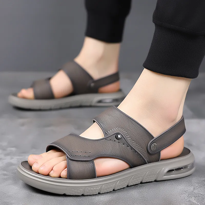 Dunnu Beach Sandals Men Black-11
