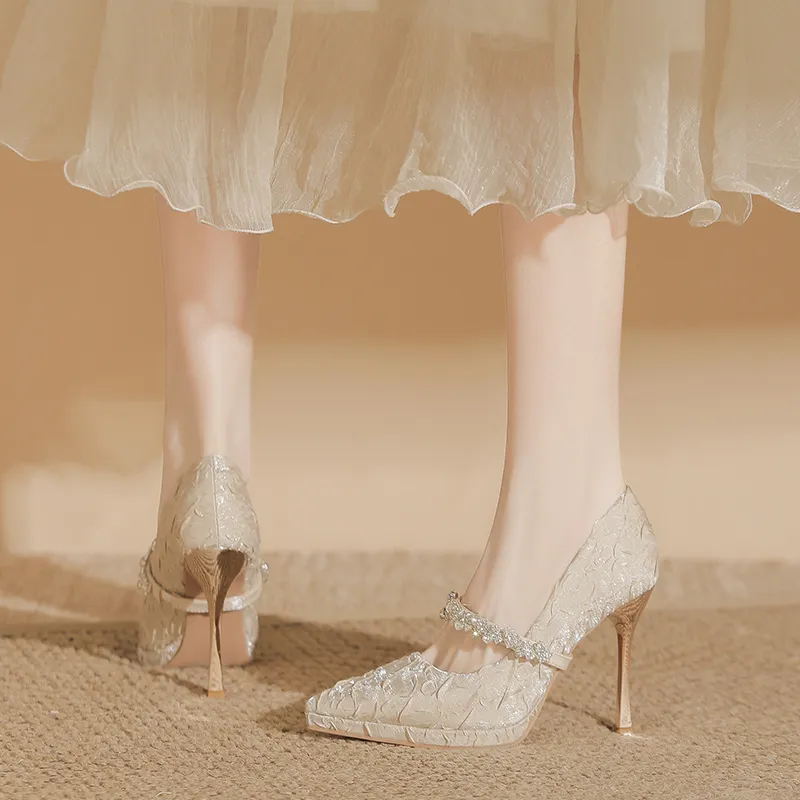 Dunnu Slim Heel High Heels Women's Champagne-2