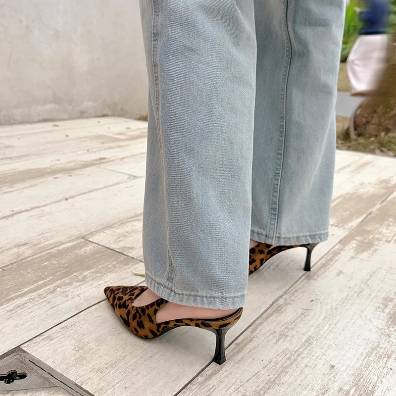Dunnu Slim Heel High Heels Women's Leopard Print-4