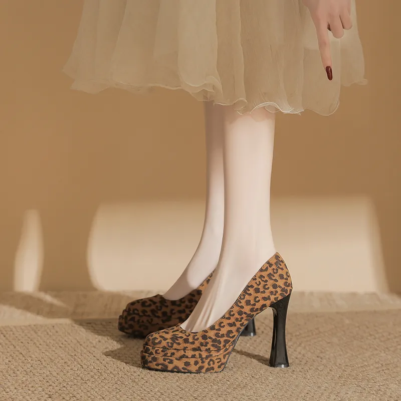 Dunnu High Heels Women's Leopard Print-1