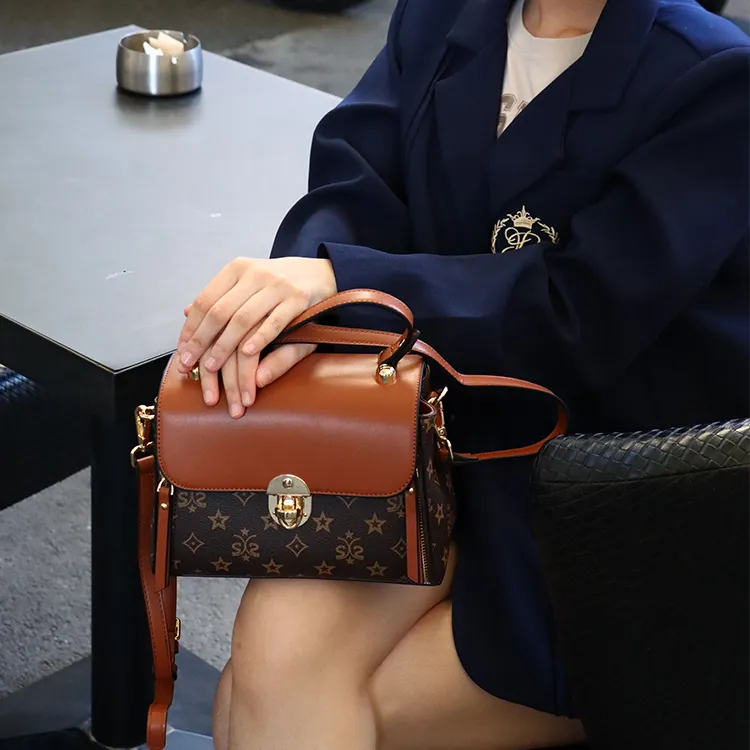 FOXER PVC One Shoulder Handbag Trumpets Women's Brown-4