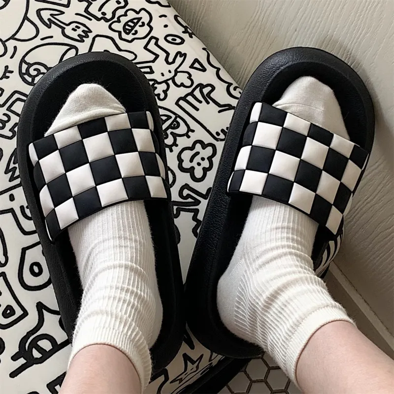 Thin Strips Slippers Unisex, Black White-3