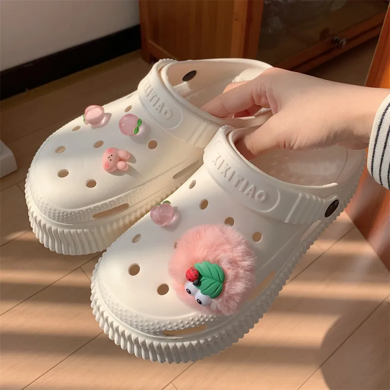 Thin Strips Slippers Milk White-8