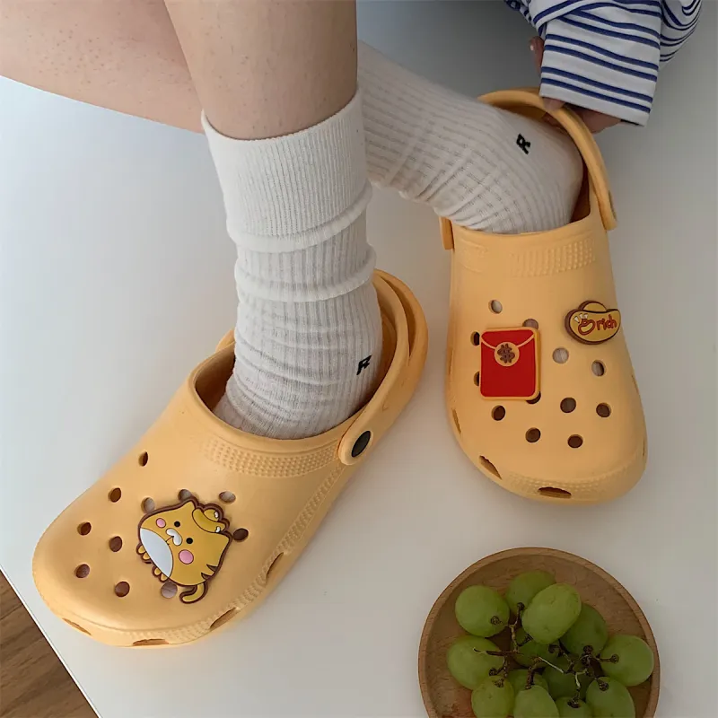 Thin Strips Slippers Unisex, White-22