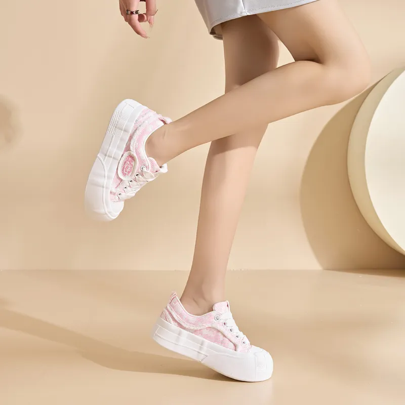 La Chapelle Height Increasing Breathable Low-Top Canvas Shoes Women's-10