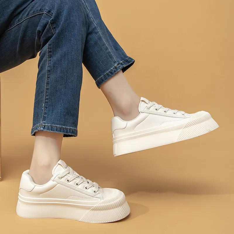 La Chapelle Height Increasing Breathable Low-Top Skateboard Shoes Women's-8