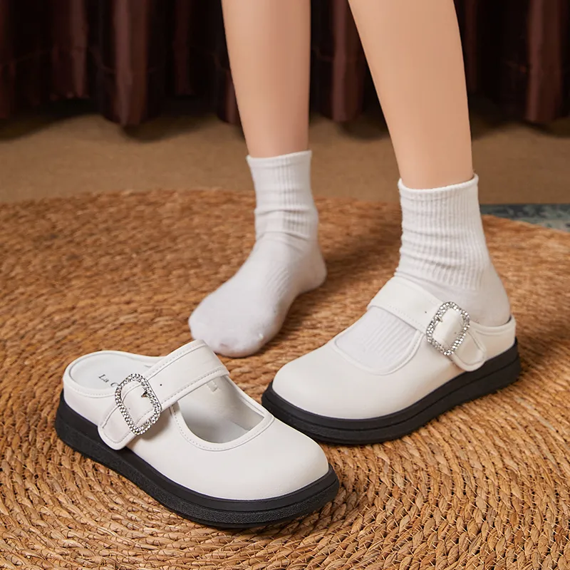 La Chapelle Abrasion Resistant Closed Toe Slippers Women's-15
