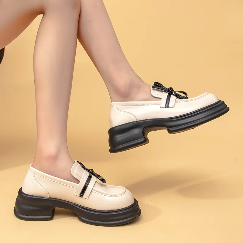 La Chapelle Loafers Women's Black/Beige-18