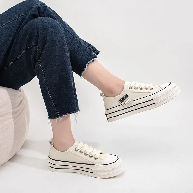 La Chapelle Lightweight Height Increasing Low Top Canvas Shoes 3cm Women's-17