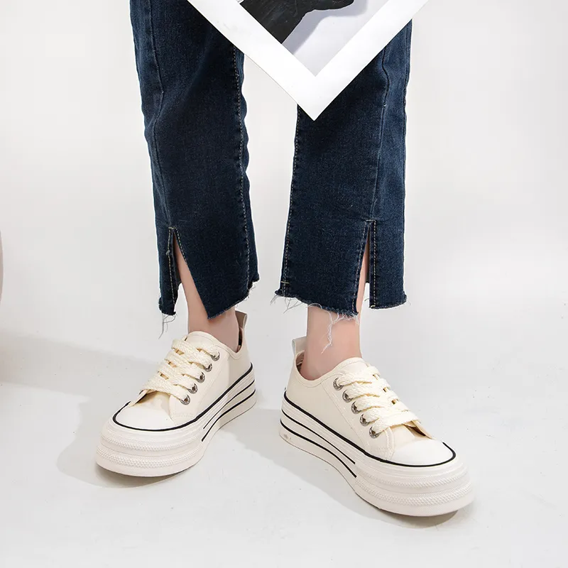 La Chapelle Lightweight Height Increasing Low Top Canvas Shoes 3cm Women's-18