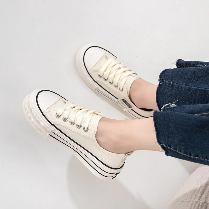 La Chapelle Lightweight Height Increasing Low Top Canvas Shoes 3cm Women's-16