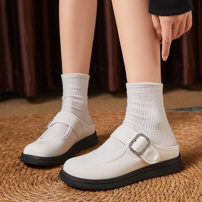 La Chapelle Abrasion Resistant Closed Toe Slippers Women's-16