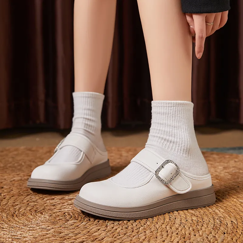 La Chapelle Abrasion Resistant Closed Toe Slippers Women's-7